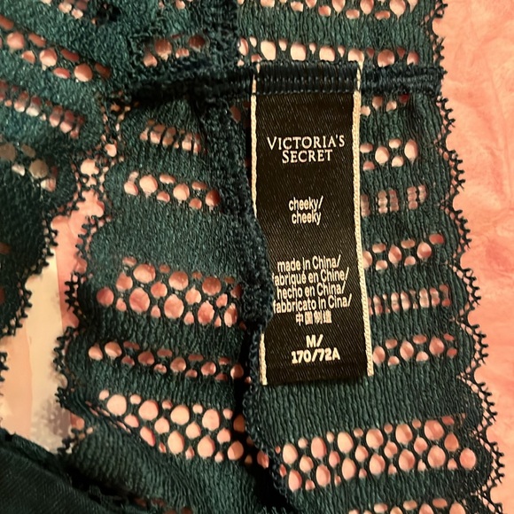 Victoria’s Secret Very Sexy Lightly Lined Lace Push Up Bra 34DD Matching Set M - Picture 4 of 11